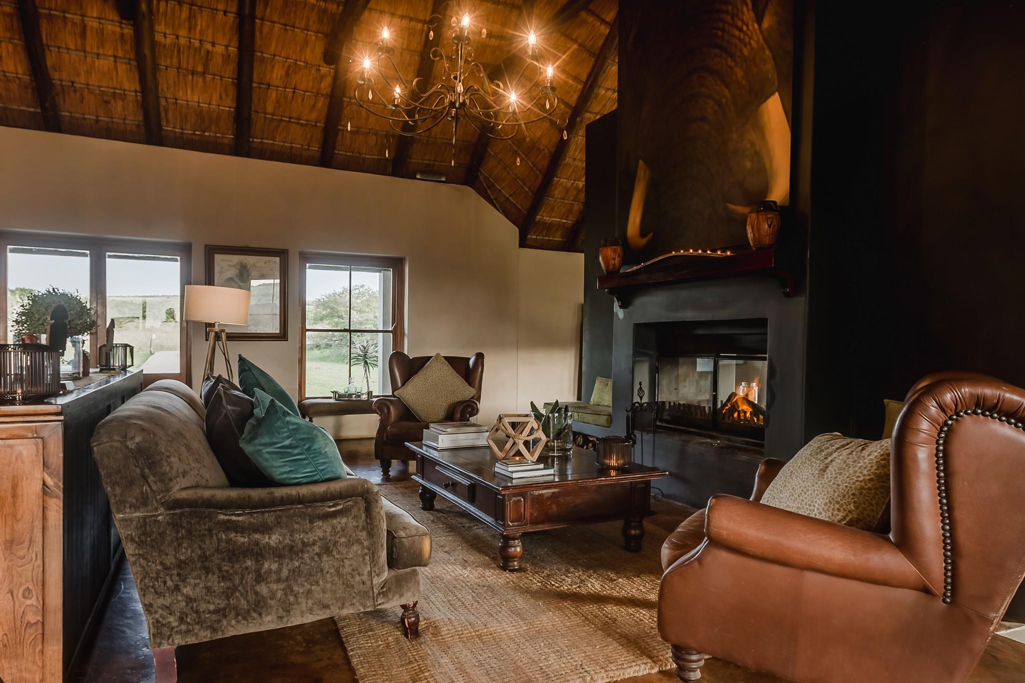 Hlosi Game Lodge - Amakhala Game Reserve Buyskloof Экстерьер фото